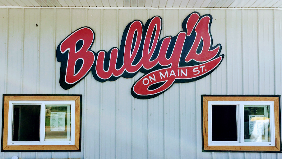 Bully's On Main St.-3