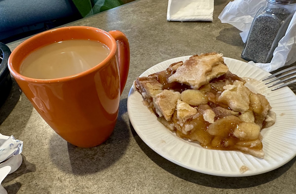 Bully's On Main St.-9